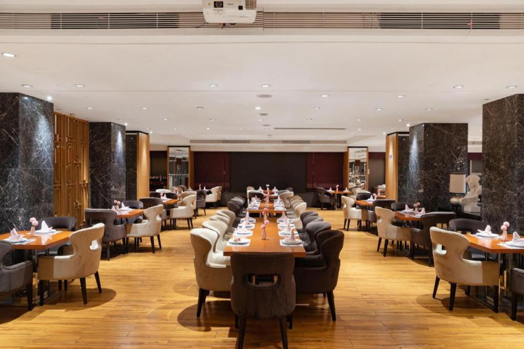 Leisure Hotel Dongguan  Dış mekan fotoğraf