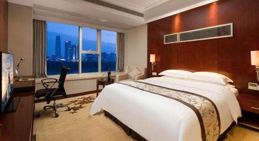 Leisure Hotel Dongguan  Dış mekan fotoğraf