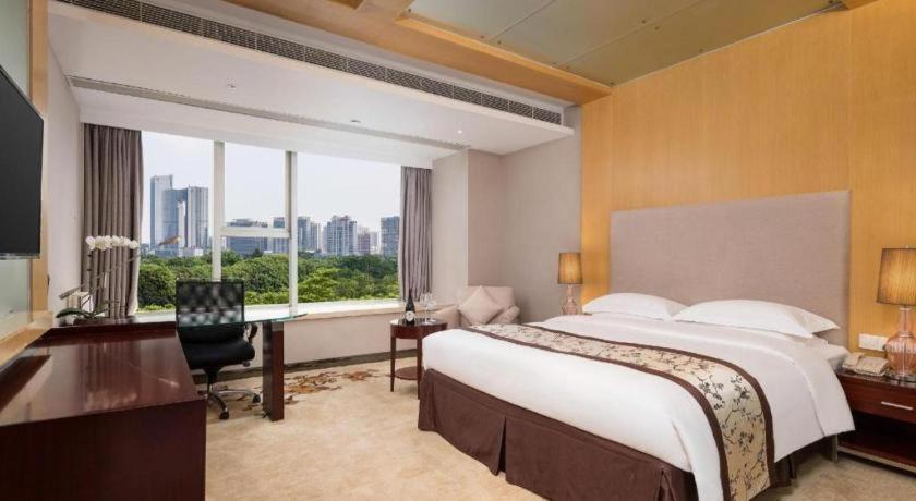 Leisure Hotel Dongguan  Dış mekan fotoğraf