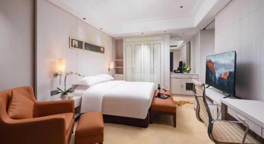 Leisure Hotel Dongguan  Dış mekan fotoğraf