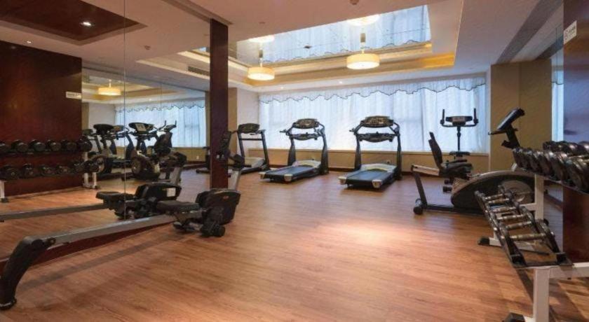 Leisure Hotel Dongguan  Dış mekan fotoğraf